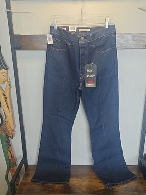 Levi's Women's Dark Indigo Ribcage Bootcut Button Fly Nwt Jeans